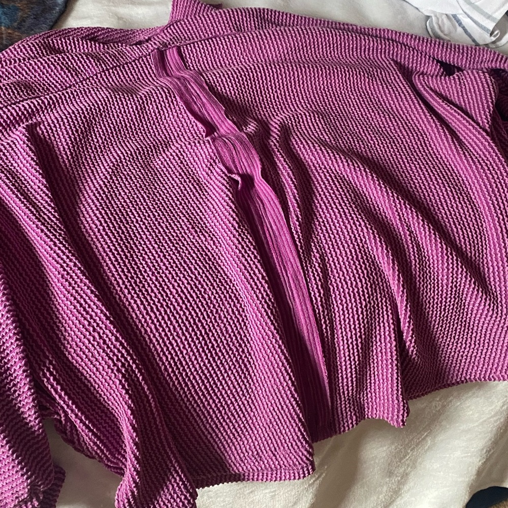 Pink Textured Button-Up Shirt - Picture 2 of 2